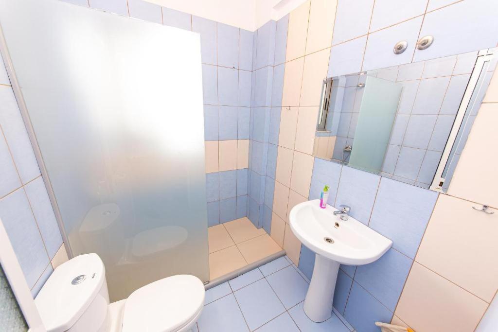 Intea Hotel Golem  Kültér fotó